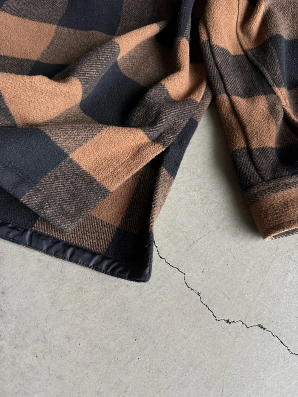 H&M / Oversized Buffalo Plaid Shacket Jacket / Brown Black - Picture 13 of 16